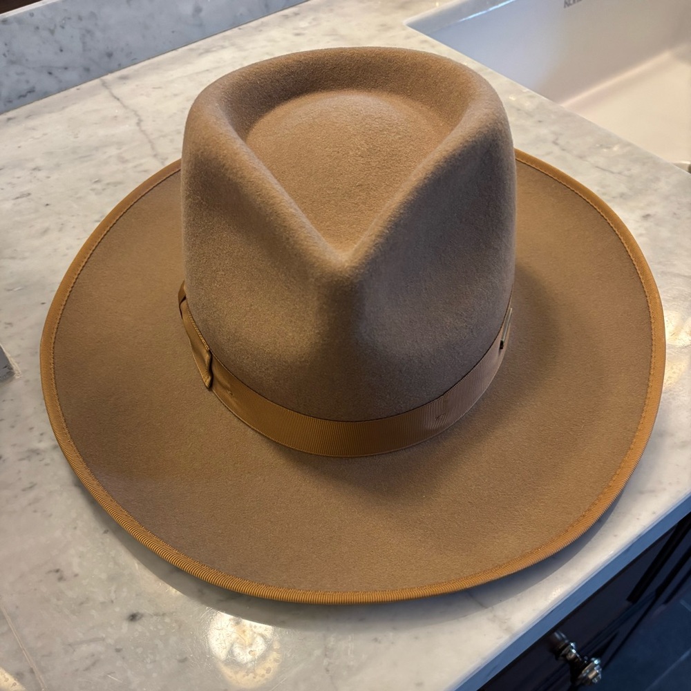 Gigi pip Monroe rancher brown fedora